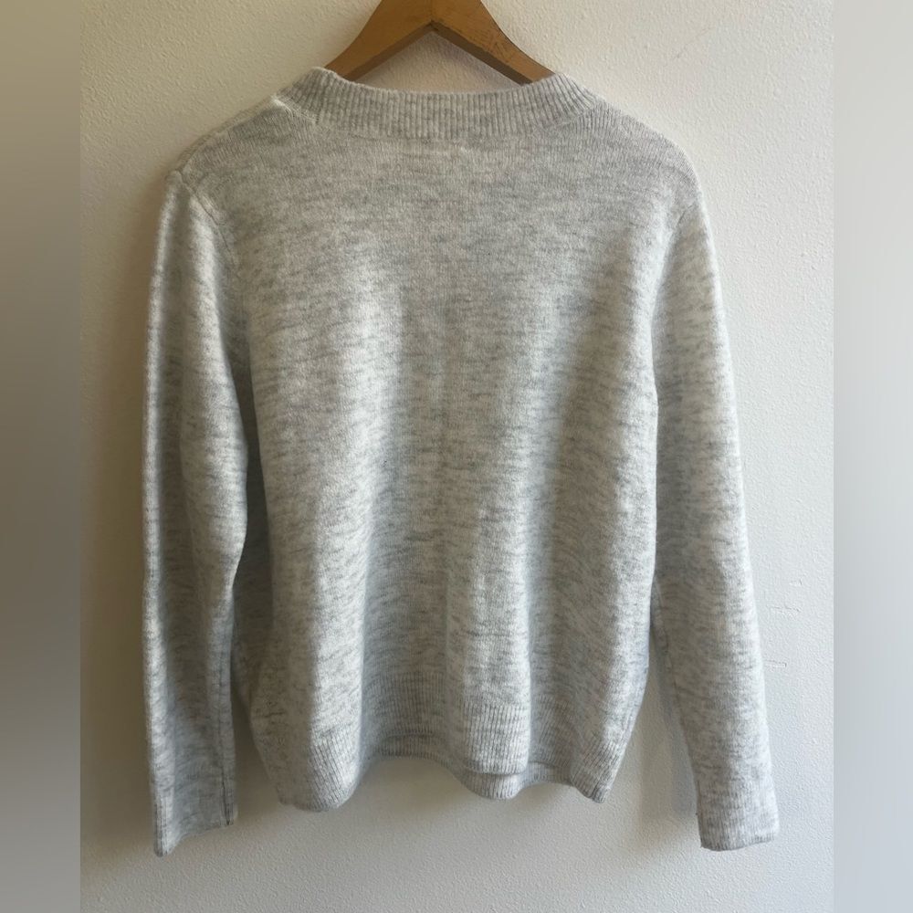 H&M LOVE Gray Sequin Pearl Beaded Crewneck Sweater Women’s Medium - Picture 5 of 10